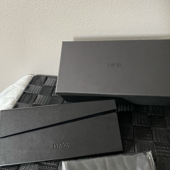 Dior Sunglasses - Picture 5 of 5